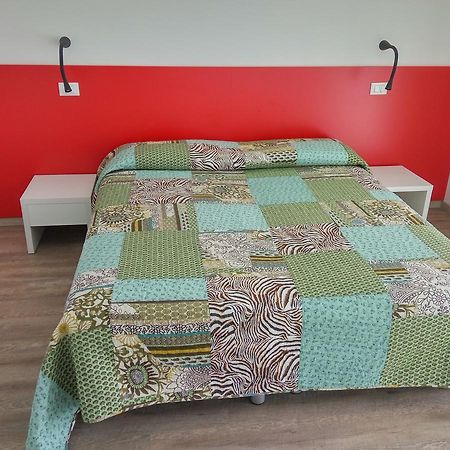 Residenza Edda Apartment Lignano Sabbiadoro Ngoại thất bức ảnh